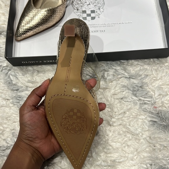 NWOT Vince Camuto Kempern pump - Picture 5 of 9
